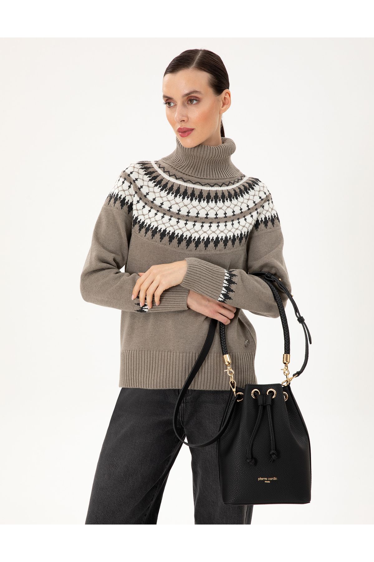 کیف بند کشی مشکی 50296250-VR046 Pierre Cardin