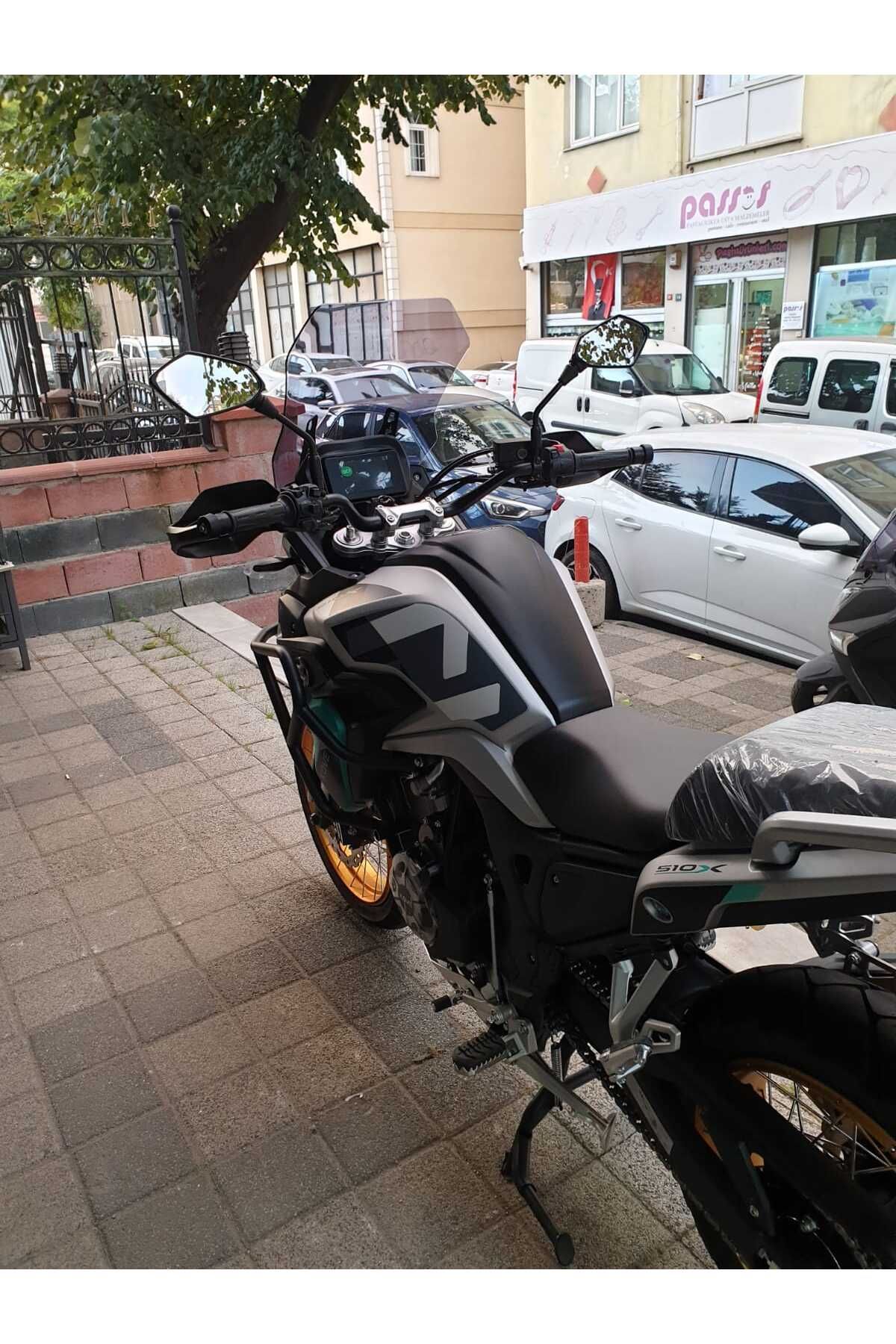 Kove 510 X Siperlik Ön Cam 2025 Model 53cm Füme Renkli 4mm