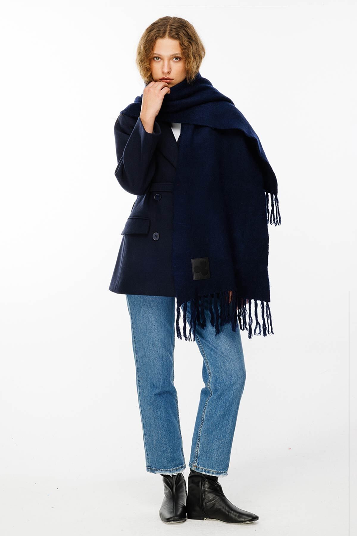 Hooopstore-Raised Navy Blue Scarf 1