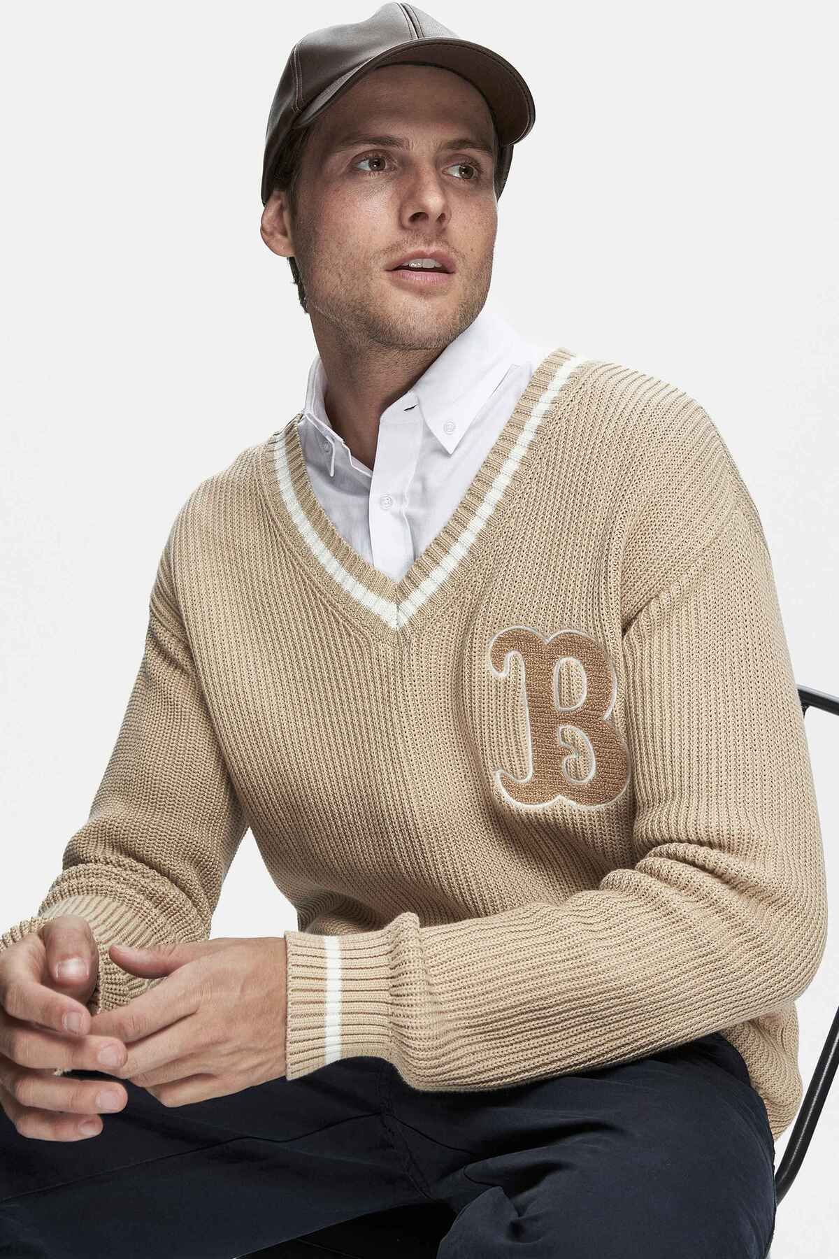 UCLA-Heyoka Dark Beige Crew Neck Embroidered Loose Fit Men's Knitwear 2