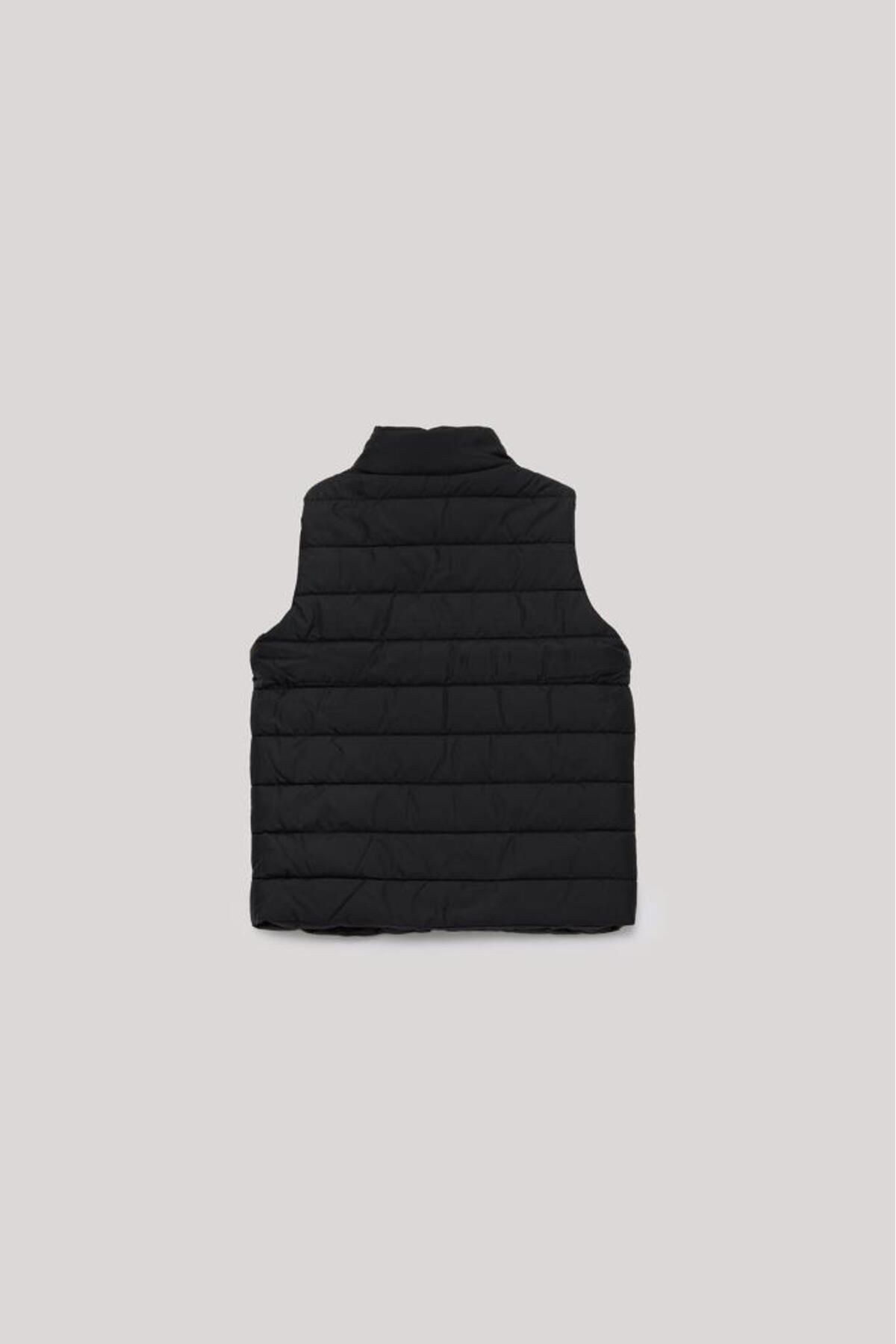 Guess-Bg Store Unisex Vest 5