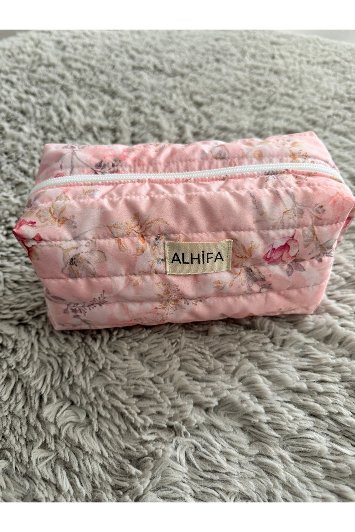 alhifa-Patterned Custom Printing Quilted Makeup Bag 4