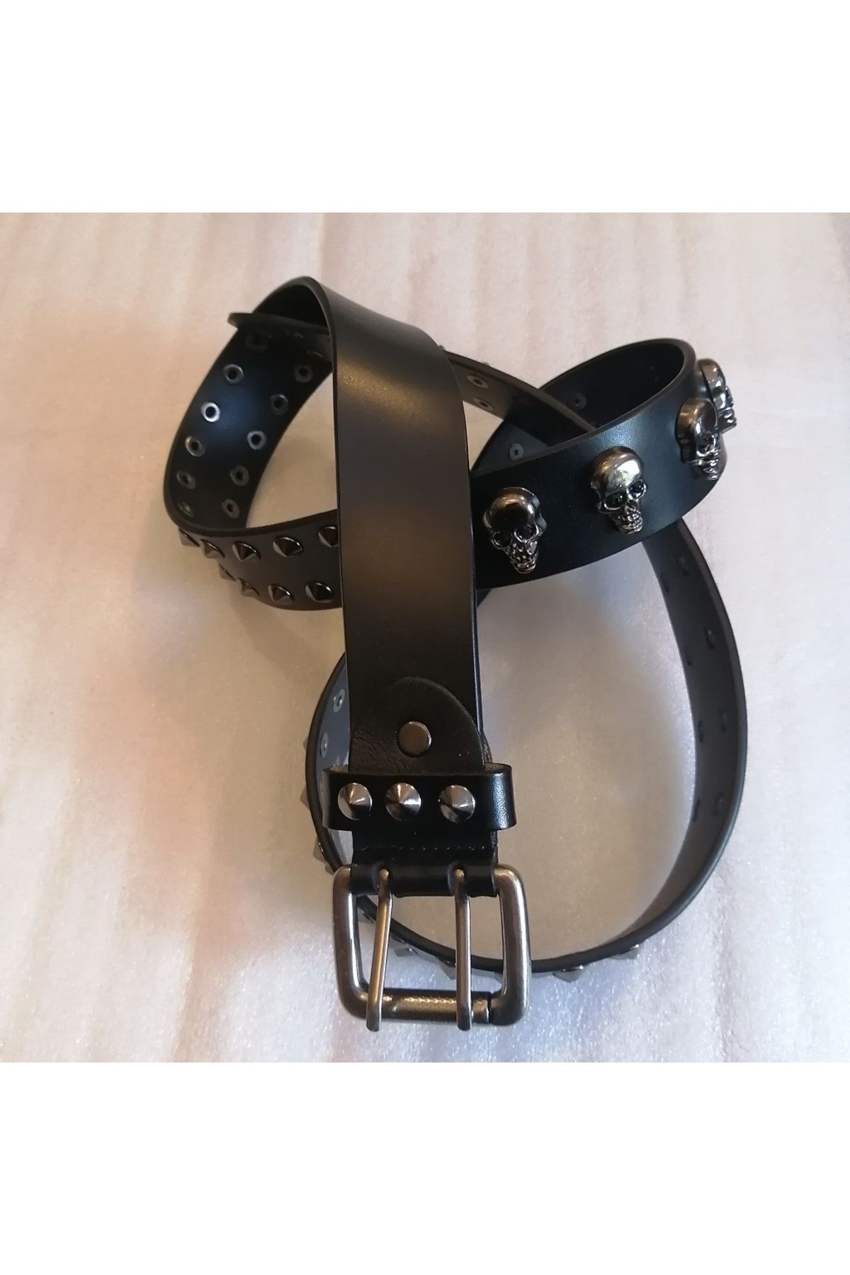 کمربند مشکی مردانه و زنانه فلزی قرمز رنگ خشک تزئین شده Butik Tülin