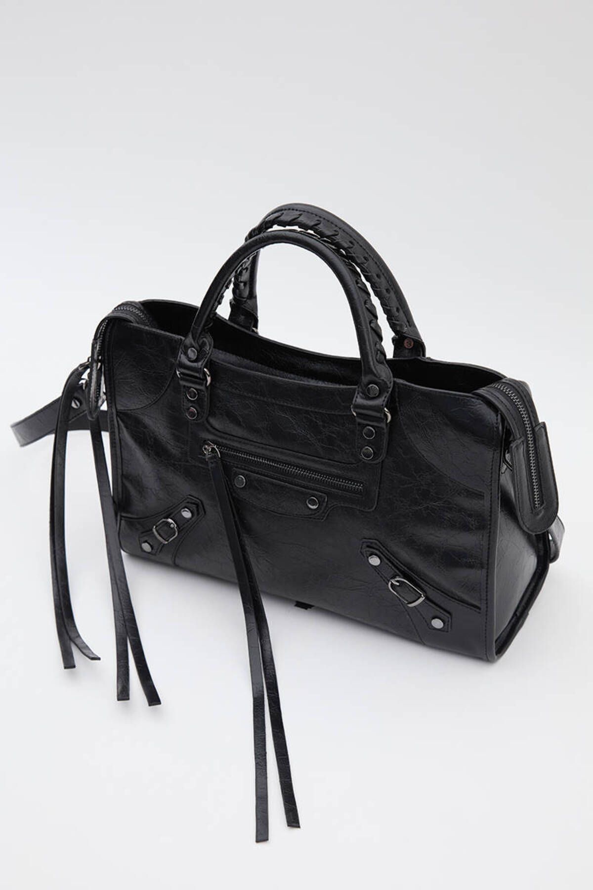 BE BLUE-Sleeve Bag with Black Stimm Detail 6