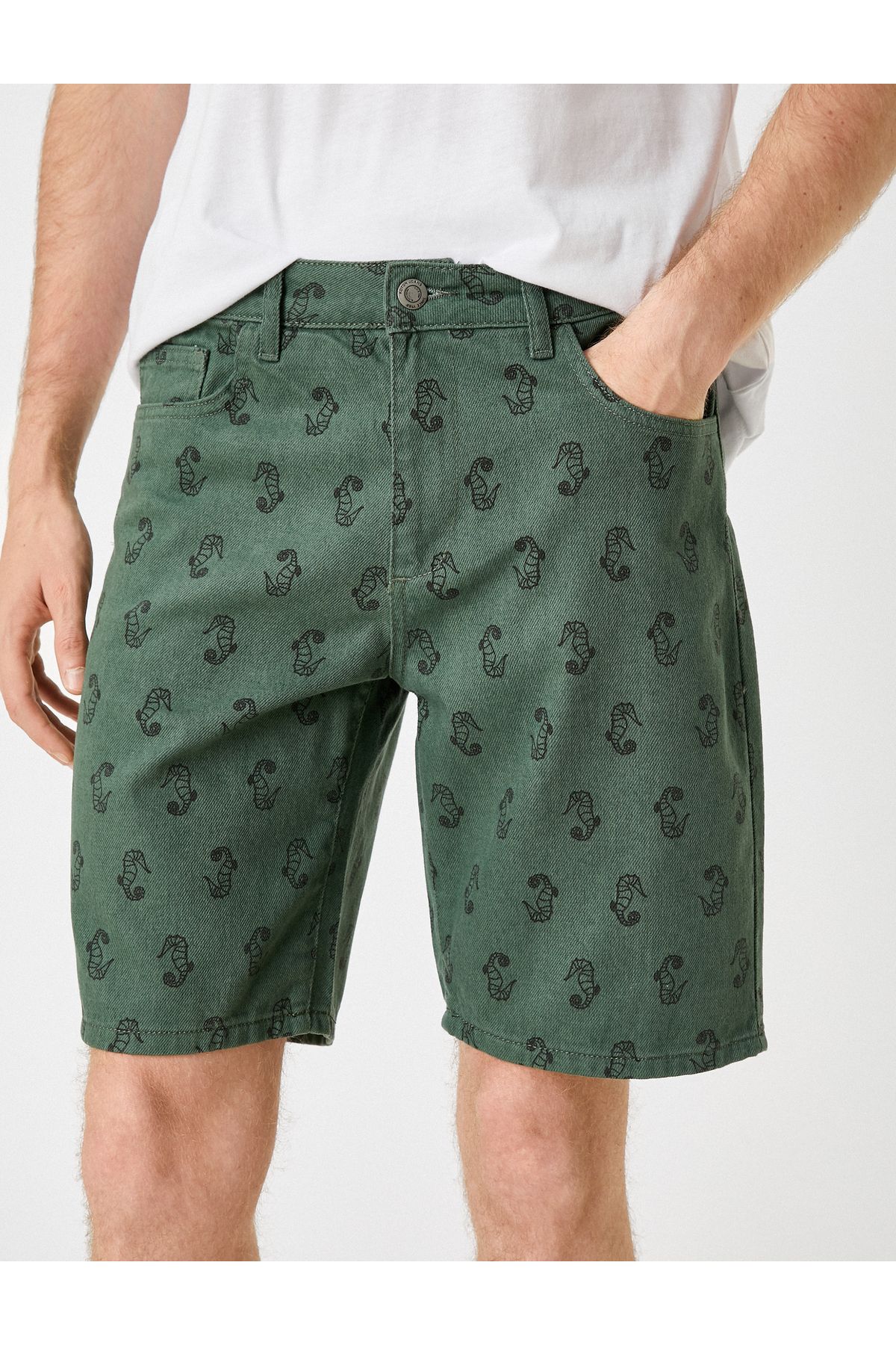 Koton-Seahorse Printed Shorts 5