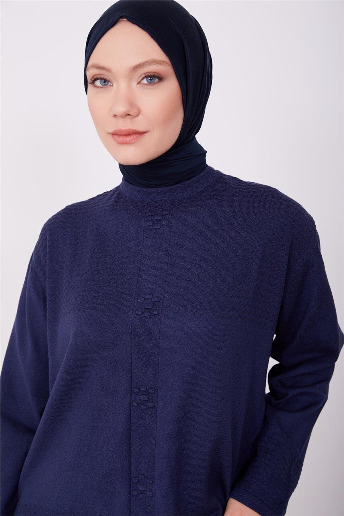 Armine-Pulover bleumarin - 23kd9003 Model 3