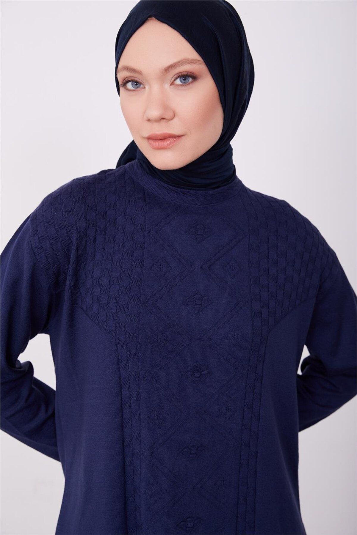 Armine-Pulover bleumarin - 23kd9007 Model 4