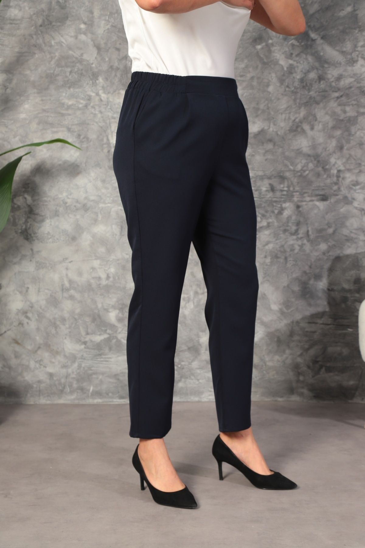 Shahiqa-Plus Size Elastic Waist Fabric Trousers 3