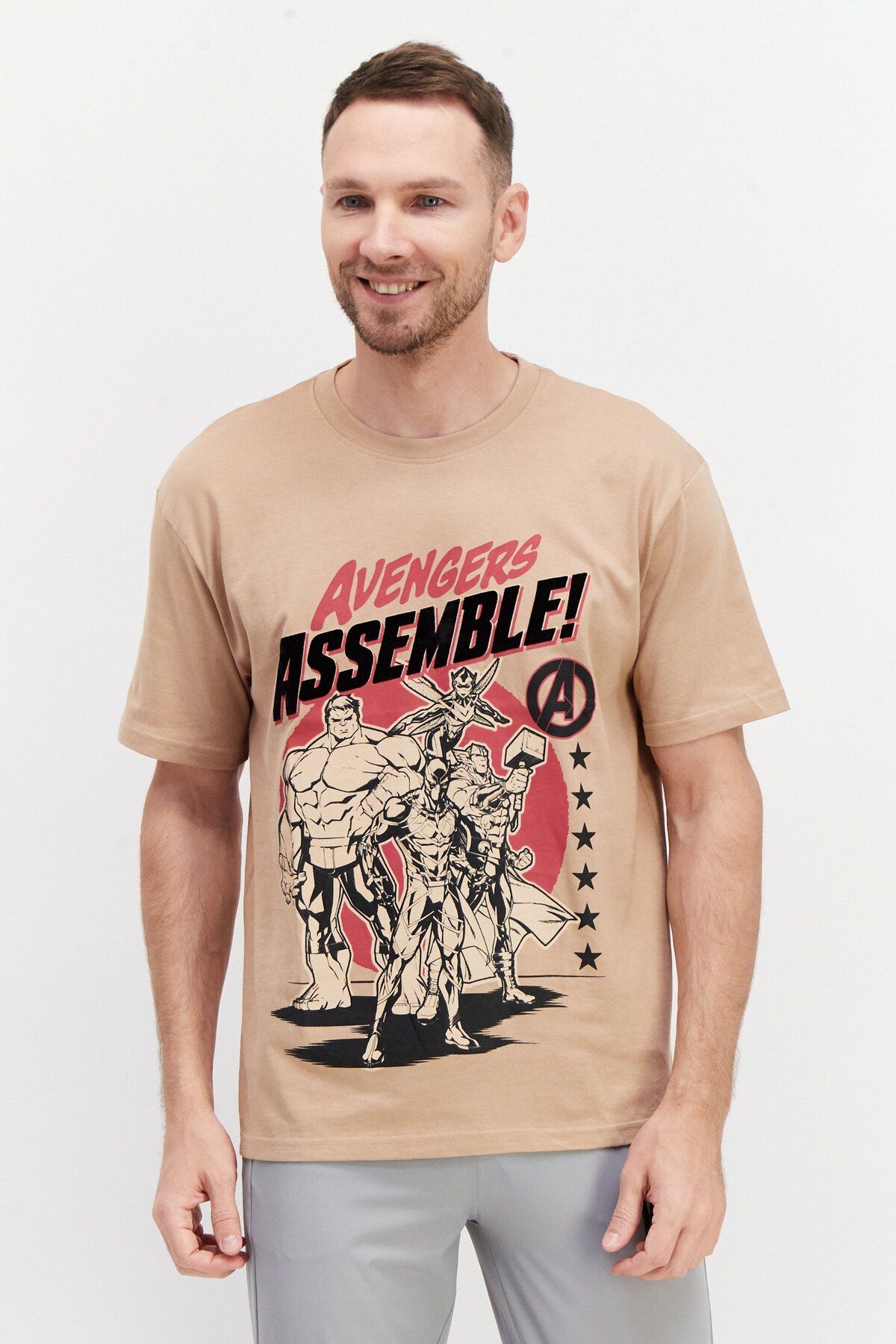 Marvel-Men Crew Neck Short Sleeve Graphic Print T-Shirt, Tan 1