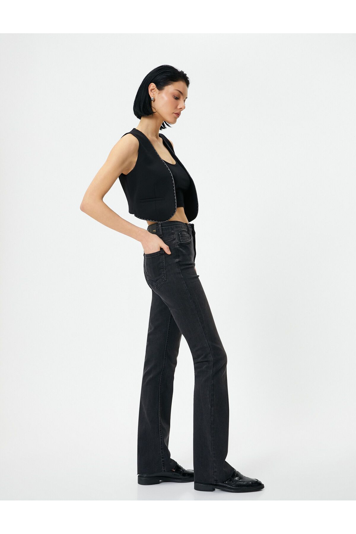 Koton Dżinsy Hiszpańskie Z Rozcięciem I Szczegółowym Dopasowaniem Z Wysokim Stanem - Victoria Slim Jeans Kobieta - 32/32