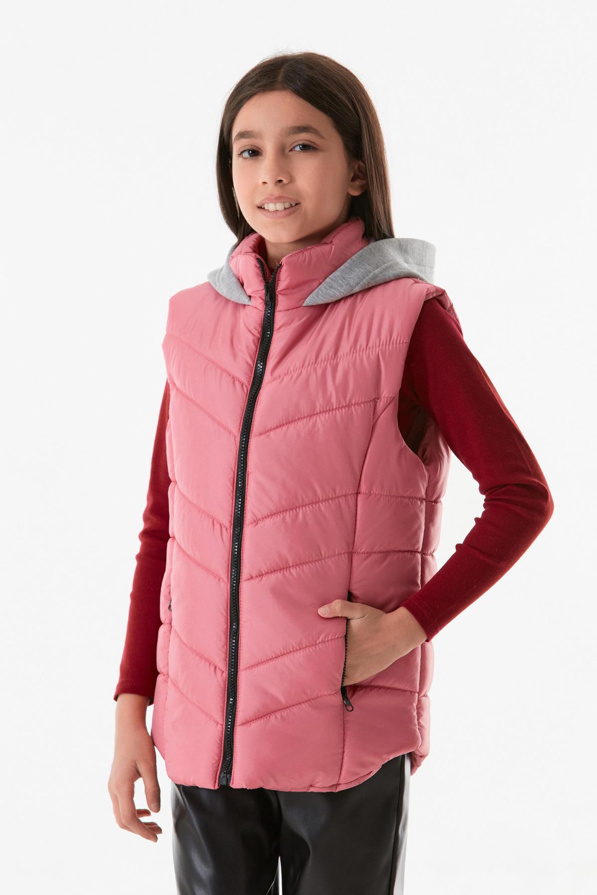 complete the look image