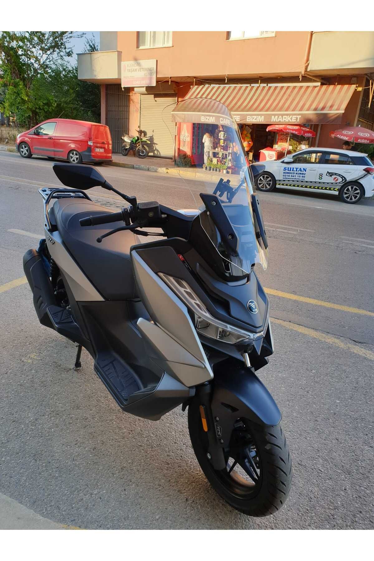 Voge SR3 Siperlik Ön Cam 2023-2025 Model 70cm Şeffaf Renk 4mm
