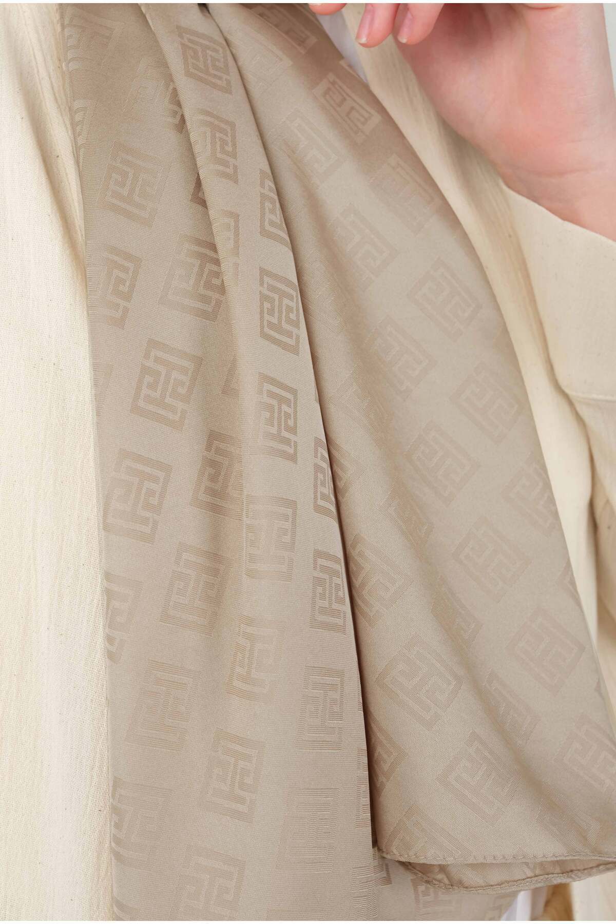 HEQA-Mink Colored Jacquard Shawl - Logo Patterned 3
