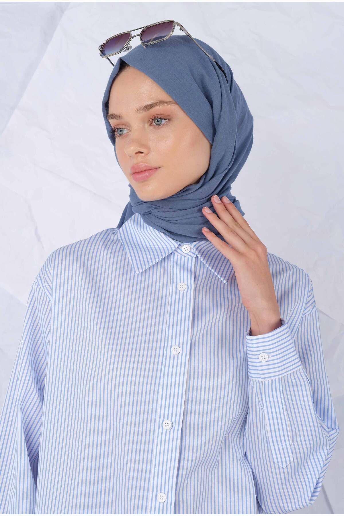 HEQA-Shawl - Blue - Plain 1