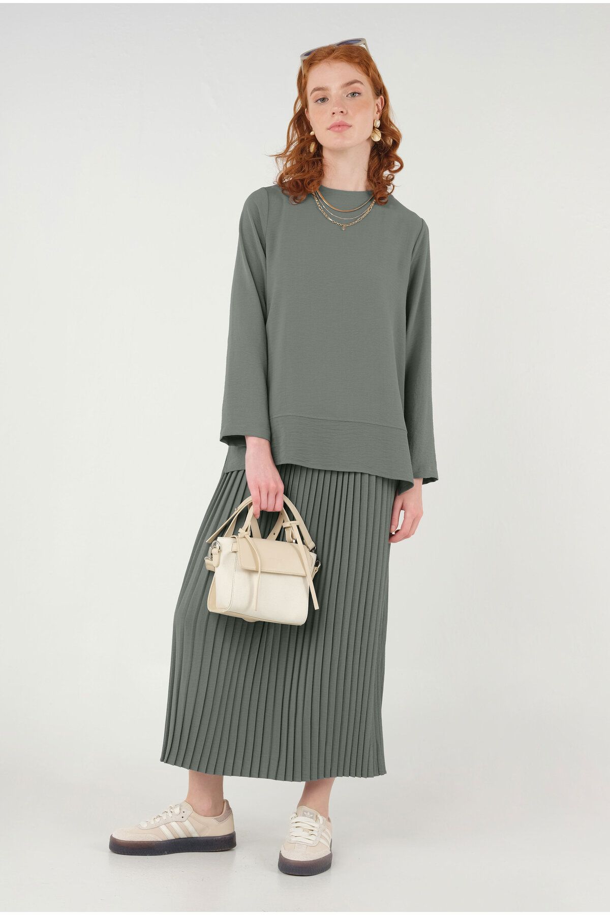 HEQA-Green Basic Blouse 2