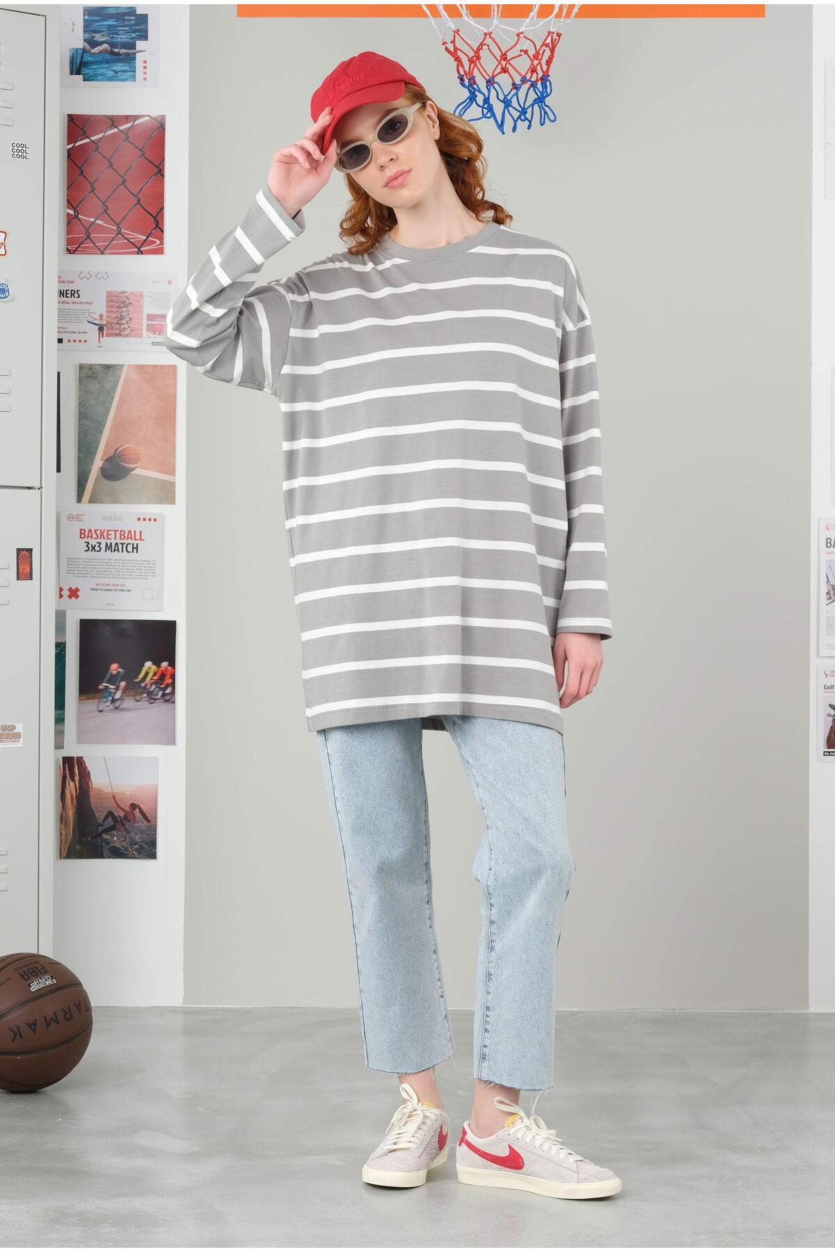 complete the look image