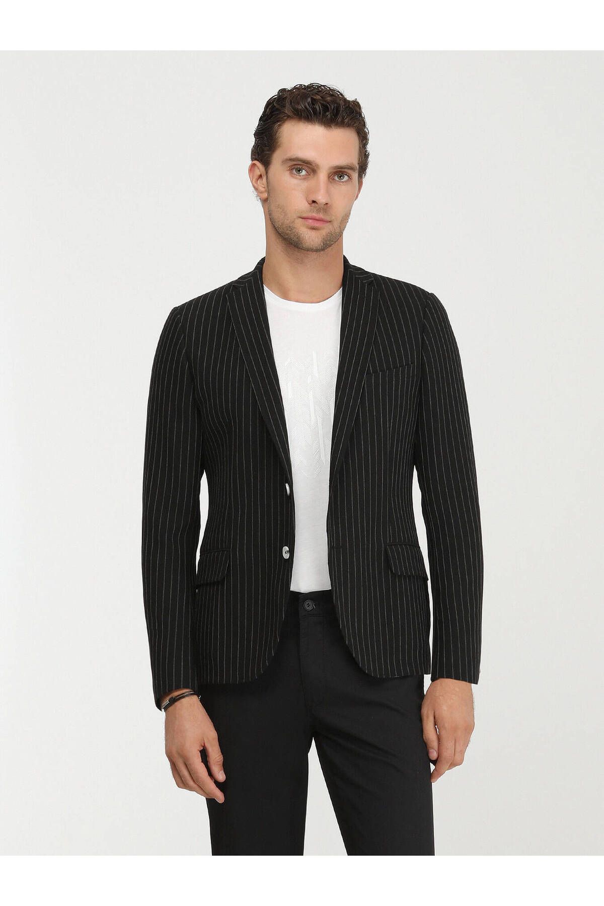 Kip-Black Striped Slim Fit Jacket 3