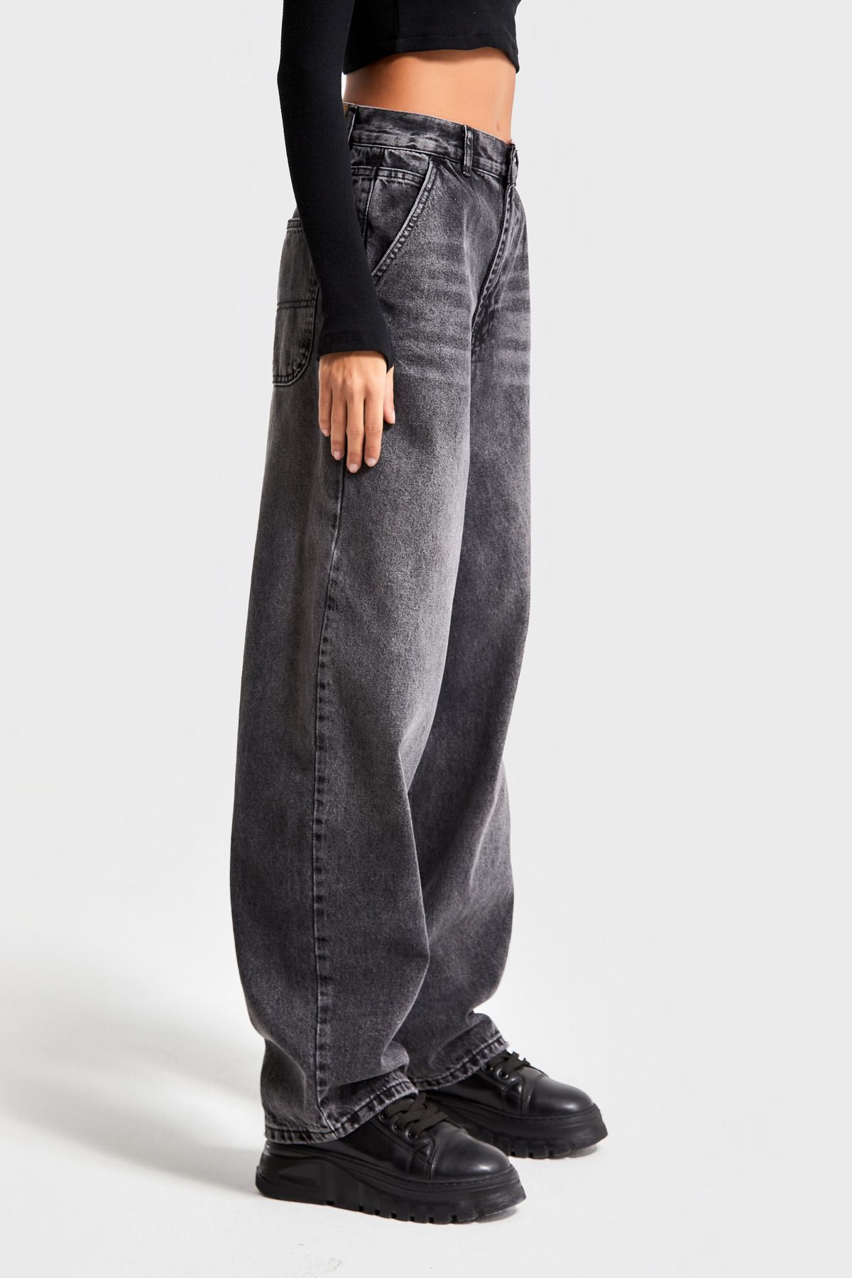 its basic-Women's Dark Smoked Skater Pants - 17W473, 100% Cotton Denim 3