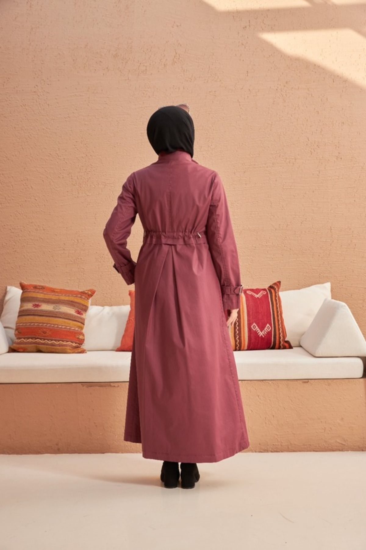 Neways-6302 Model Dusty Rose Trench Coat 4