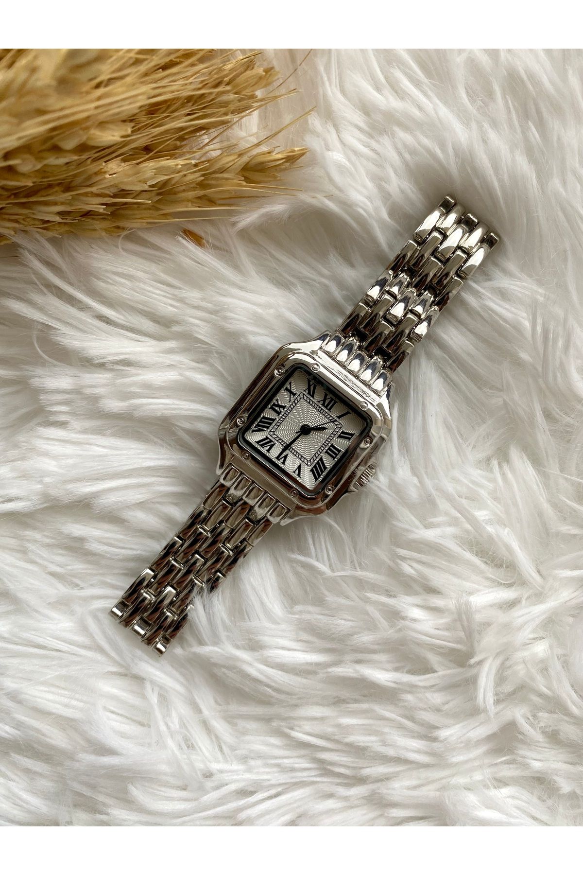 QUARTZ-Women's Vintage Square Mini Wristwatch - Roman Numeral, Square Case / Retro Cart Series 2