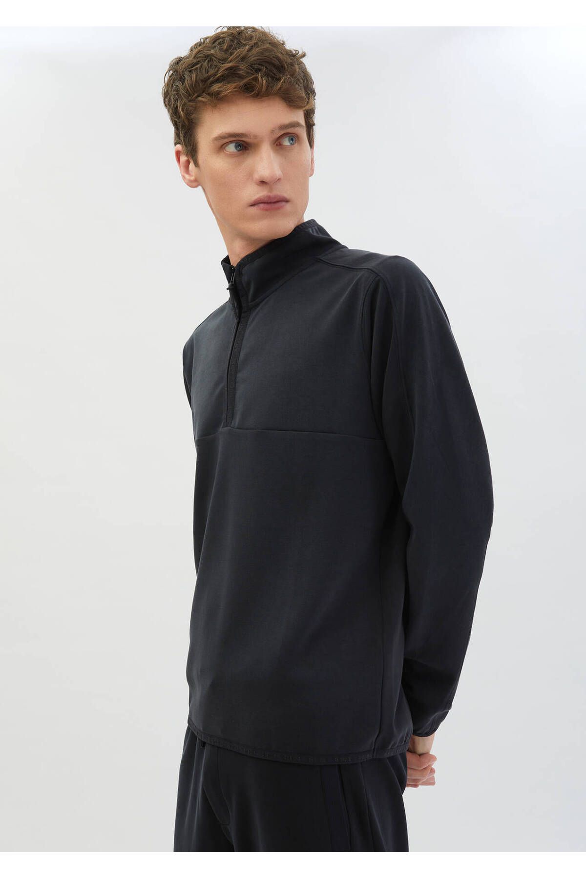 Ramsey-Black Stand Collar Plain Sweatshirt 3