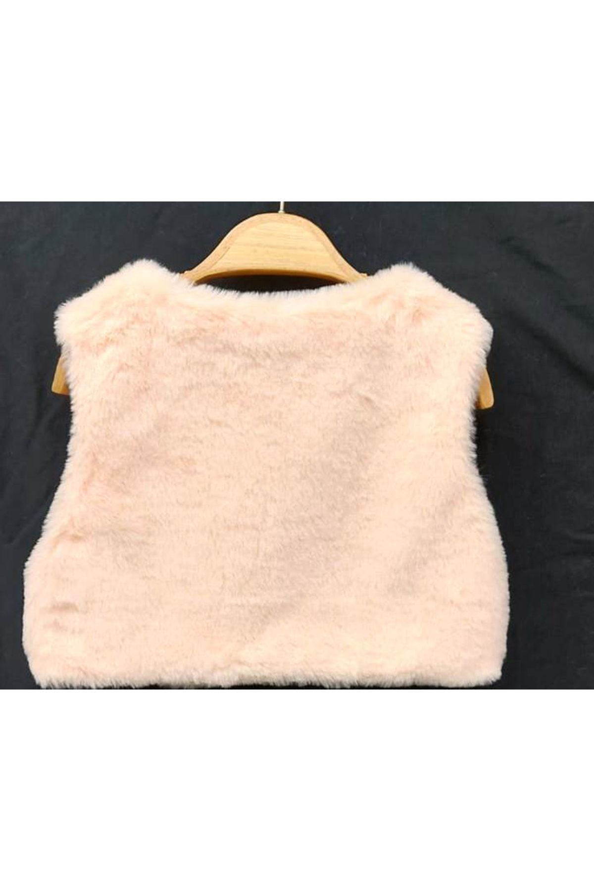 Elayza-Girl's Pompon Lined Plush Vest 2