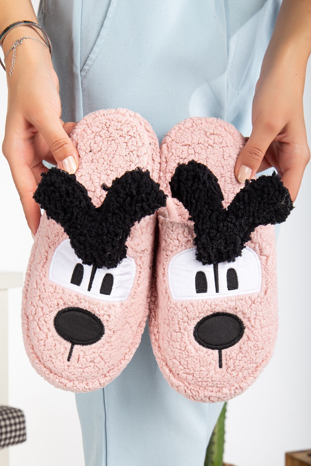 StWenn-Women's Winter Soft Plush Dog Figure House Slippers - Warm and Soft 1