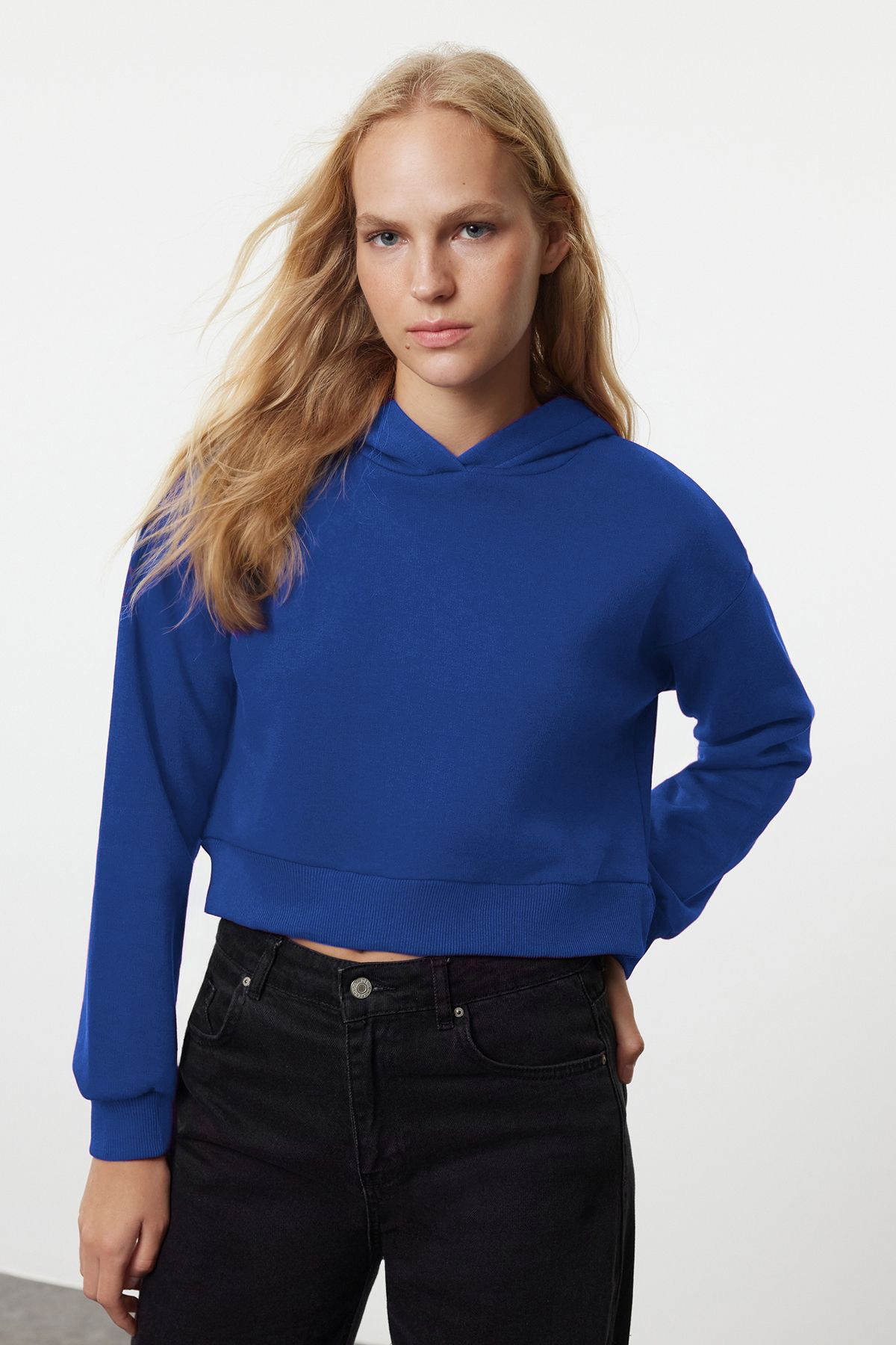 Trendyol Collection Saks Gruba Wewnętrzna Bluza Z Polaru Z Kapturem I Wygodnym Krojem, Podstawowa Bluza Z Dzianiny Kobieta - XL