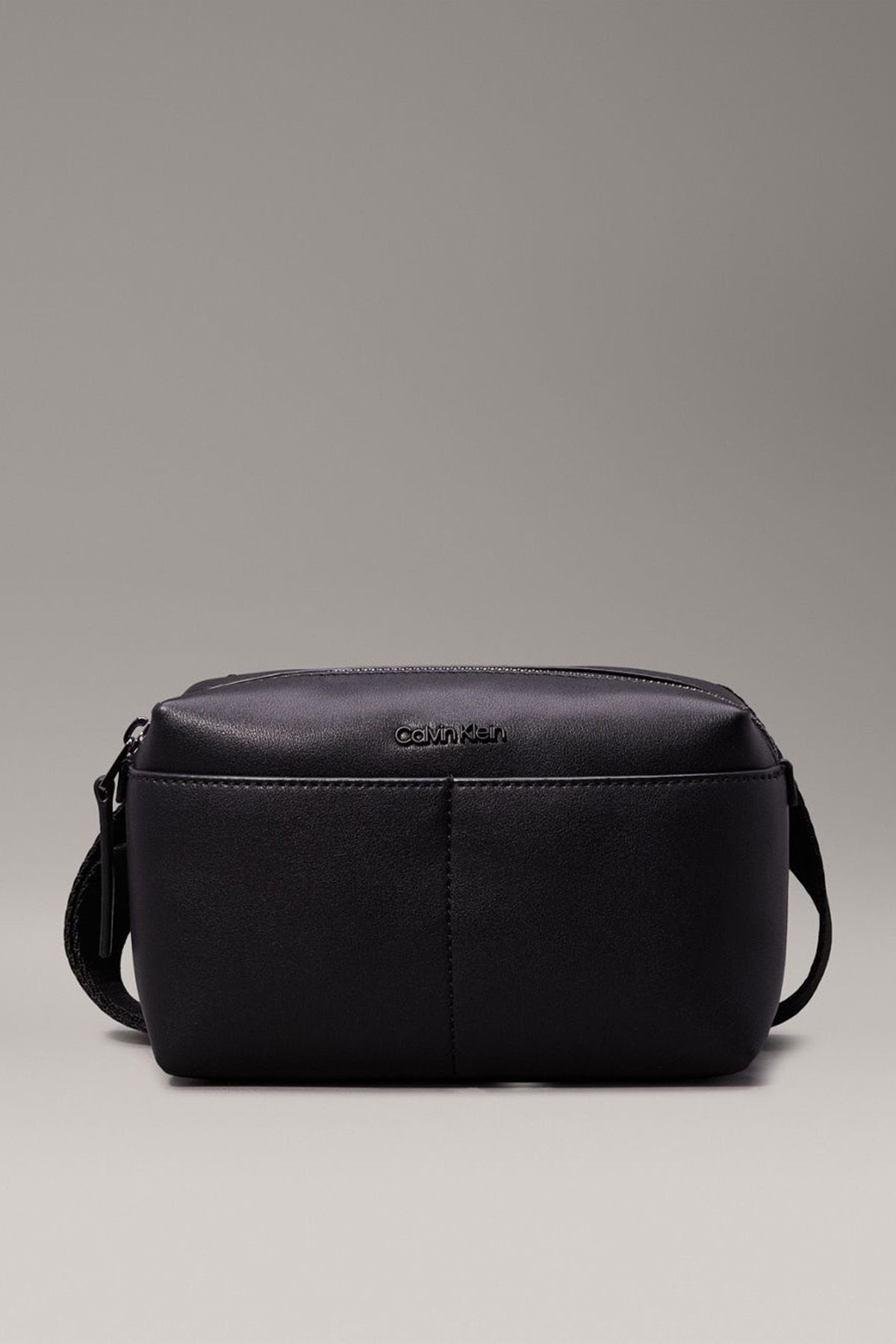 Calvin Klein Czarna Męska Torba Kurierska Clean Essential Camera Bag Kobieta - One Size