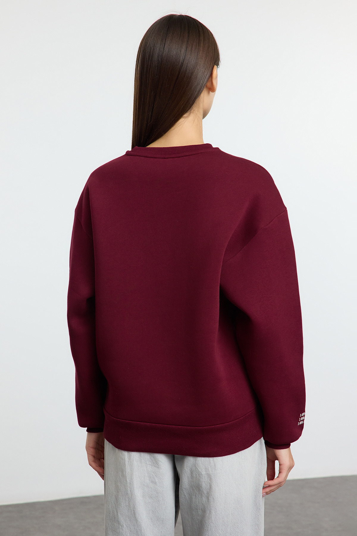 Trendyol Collection-Burgunderfarbenes, besticktes, dickes Strick-Sweatshirt aus Fleece – reguläre Passform TWOAW25SW00176 5