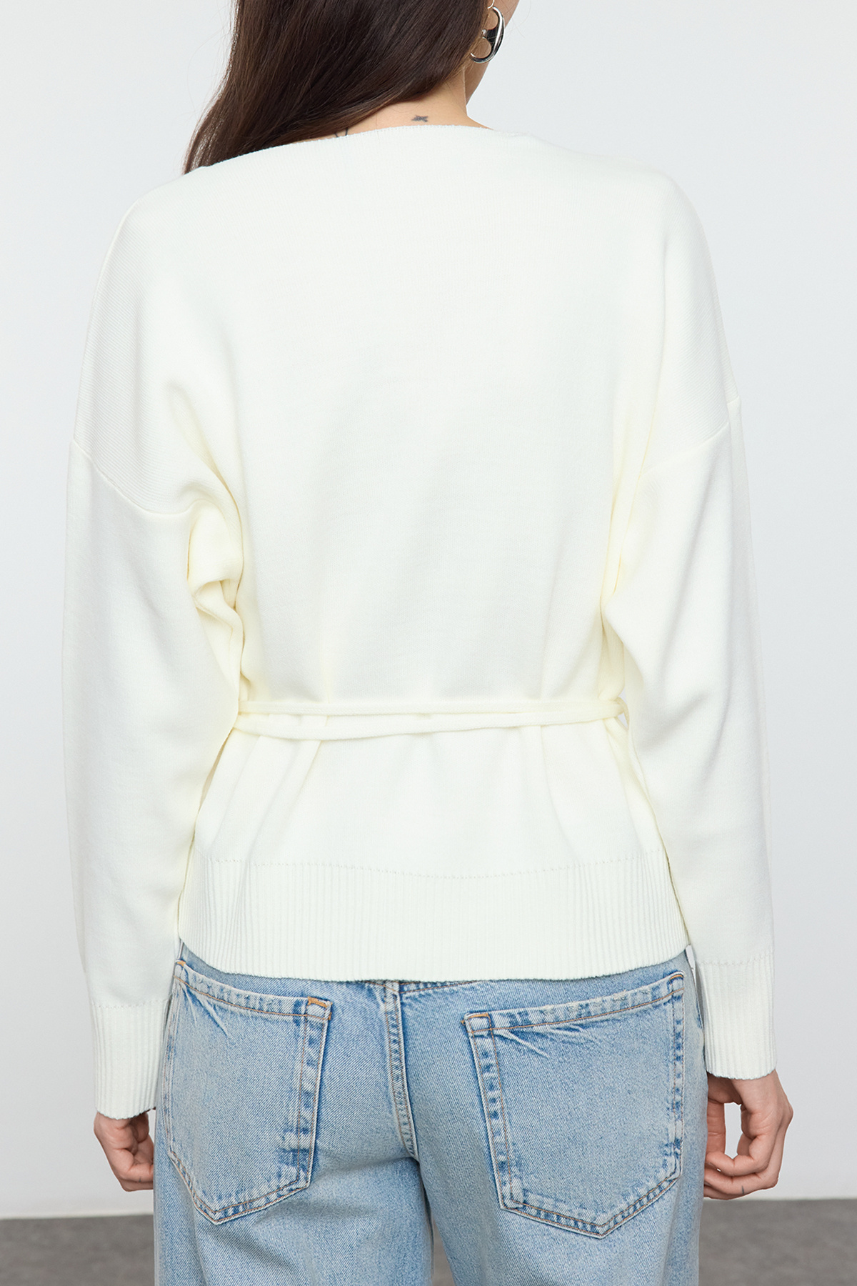 Trendyolmilla  Ekru Kruvaze Yaka Triko Hırka TEDAW25HI00025 - Görsel 4