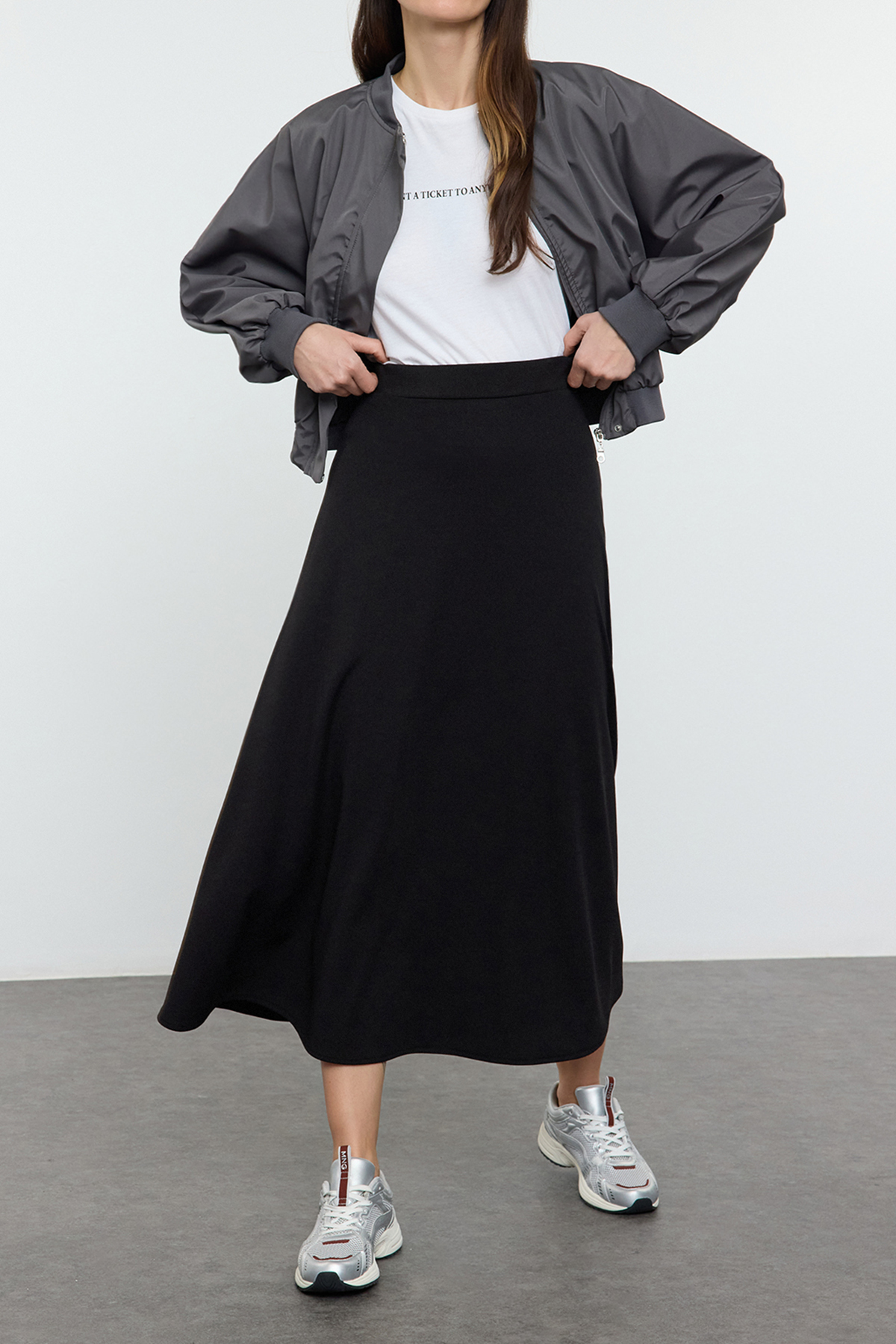 Trendyolmilla  Siyah Krep Kloş Uzun Örme Etek TEDAW25EE00007 - Görsel 2