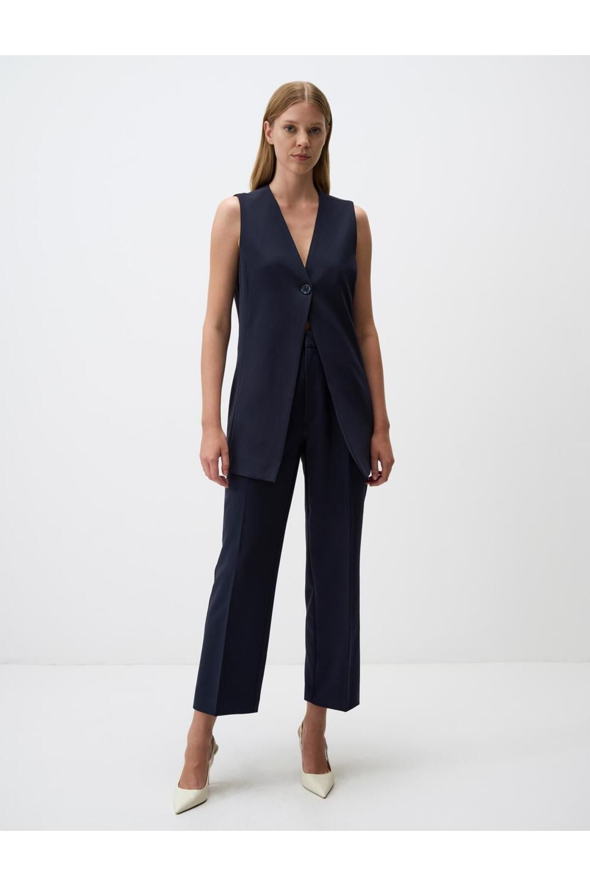 complete the look image