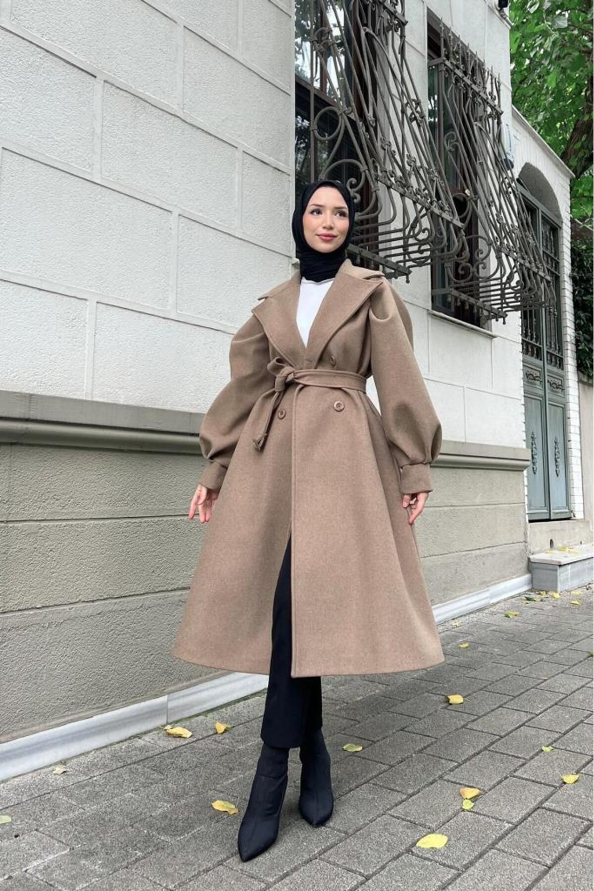 Lamia Giyim-Comfortable Sleeve Hijab Cashew Coat with Balloon Cuts - Mink 3