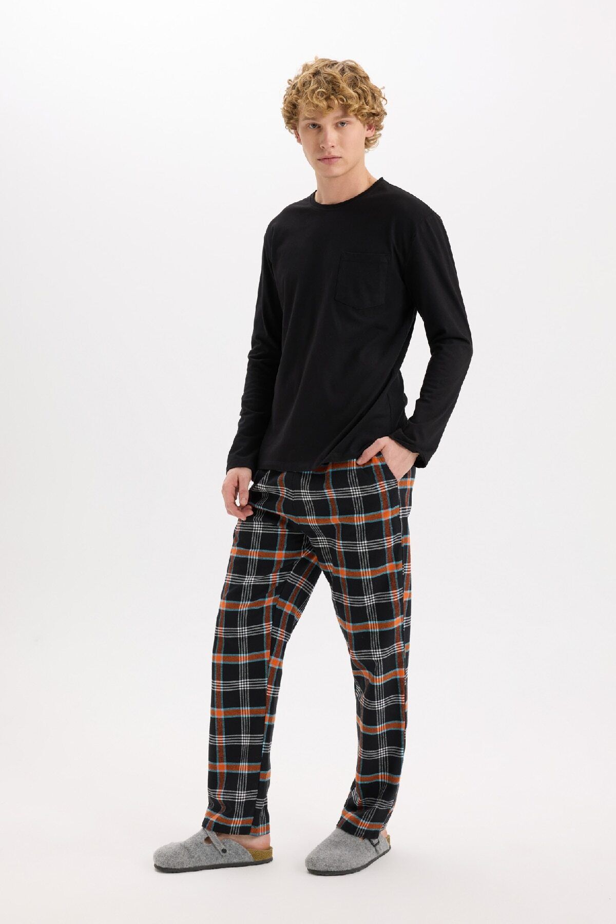DeFacto-Crew Neck Long Sleeve Pajamas Set - Regular Fit, Top Check, Long Bottom C6122Ax24Wn 2