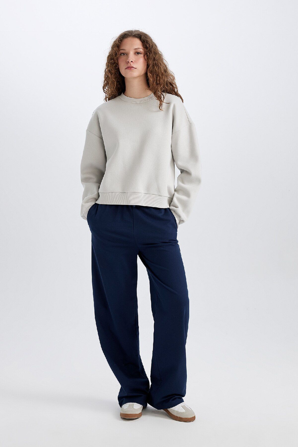 DeFacto-Tall Straight Fit Sweatpants - Basic Model with Pockets and Laces D6667Ax24Wn 3