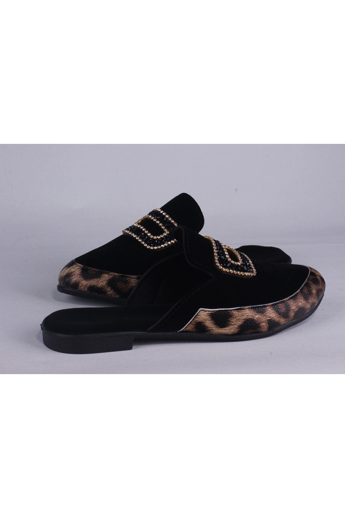 sengahenk-Gold Leopard Detailed Velvet Slippers with Oval Stones 6