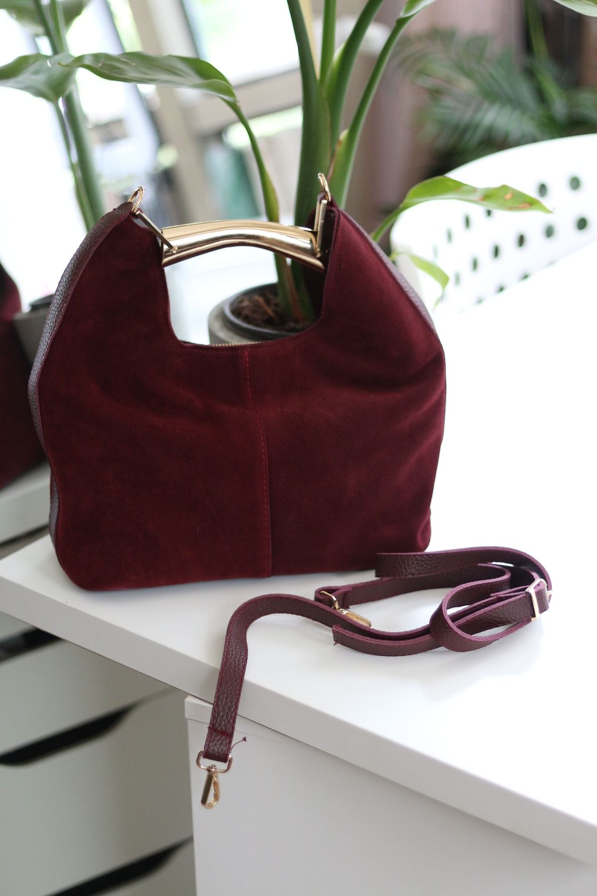 Moom Bag-Women's Burgundy Suede Metal Handle Detailed Shoulder Bag 3