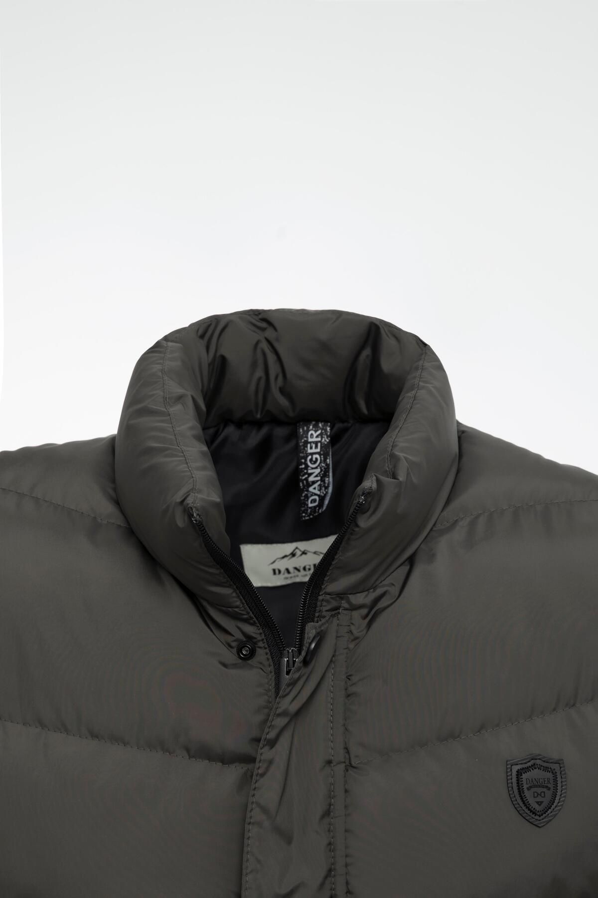 Danger-Men's Large Size Puffer Vest with Pocket Detail Khaki 2