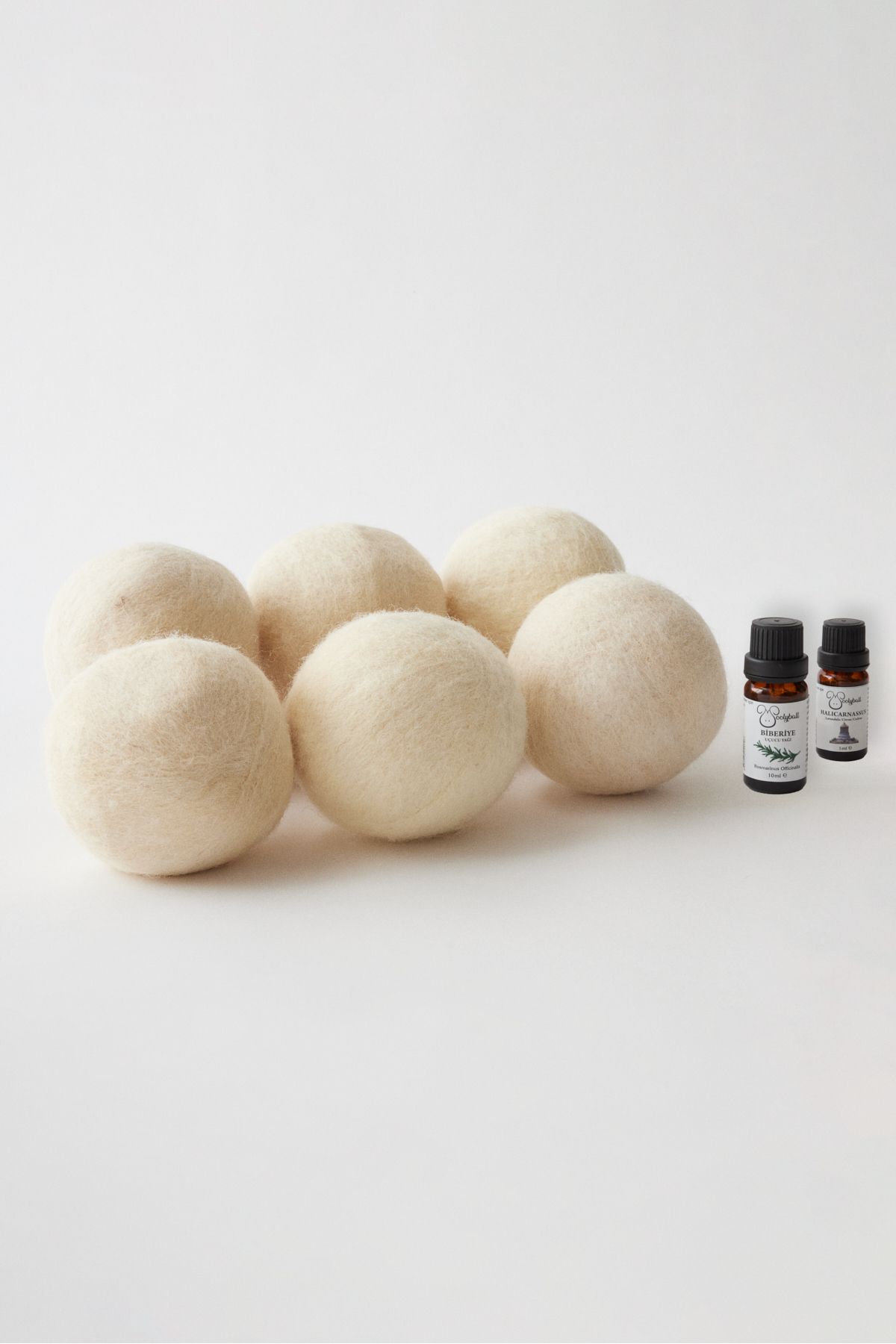 woolyball Yün Çamaşır Kurutma Makinası Topu 6 Adet Xl %100 Organik,10 ml Doğal Esans (5 ML DOĞAL ESANS HEDİYE)