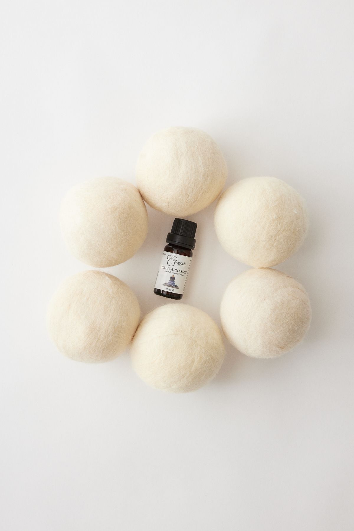 woolyball Yün Çamaşır Kurutma Makinası Topu-6 Adet Xl %100 Organik (5 ML ESANS HEDİYE)