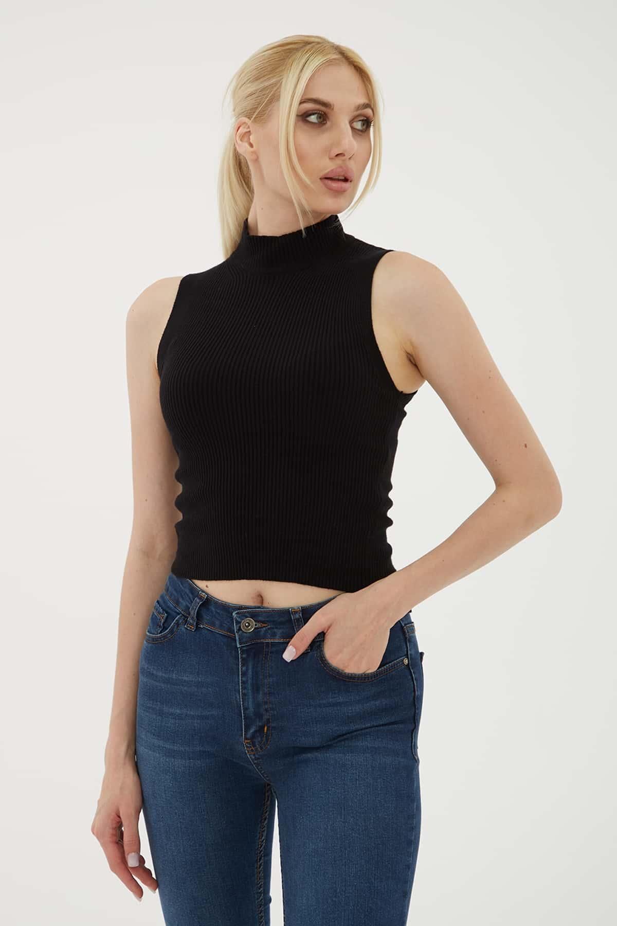 Fashion Friends-Black Knitwear Blouse - Half Turtleneck 3