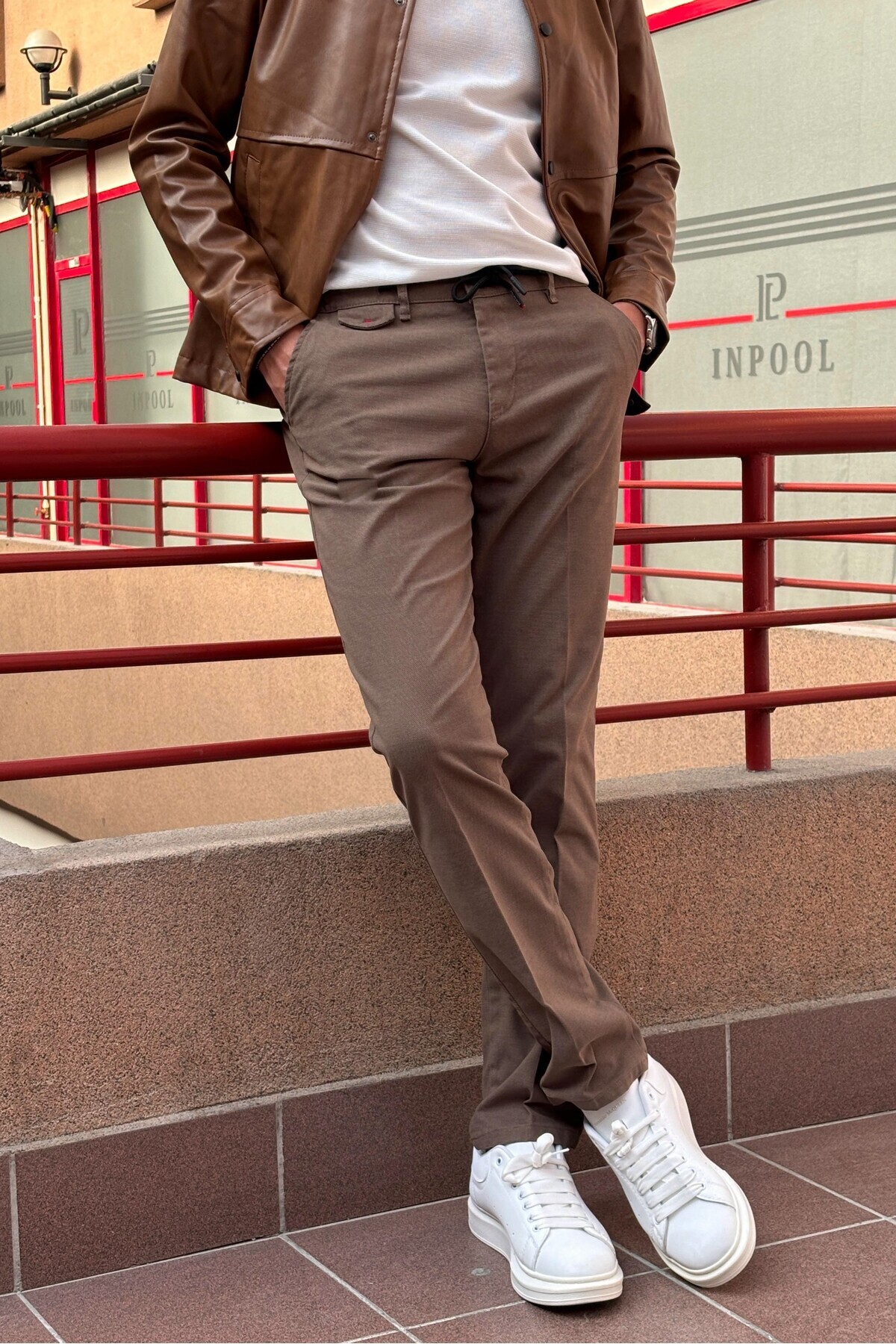 inpool  Erkek, bel bağcıklı, yandan lastikli, Regular-Fit, Old Money Culture pantolon - Görsel 8