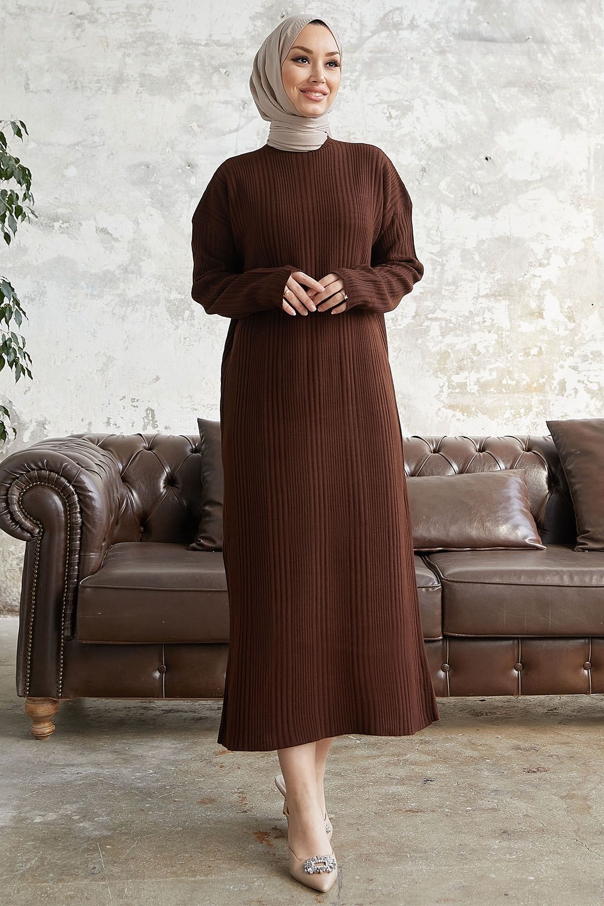 InStyle-Arissa Turtleneck Long Knitwear Dress - Bitter Brown 4