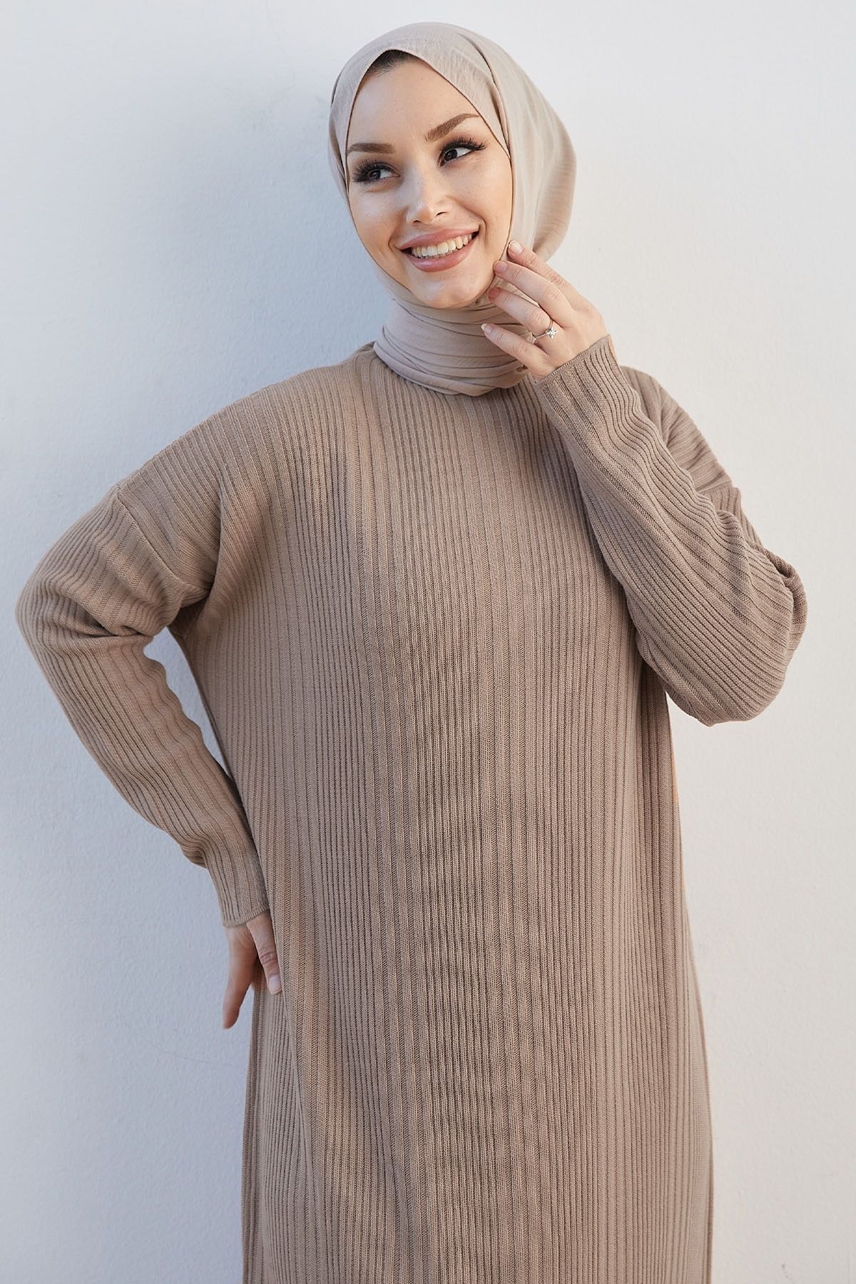 InStyle-Arissa Μακρύ Πλεκτό Φόρεμα Turtleneck - Μπεζ 2
