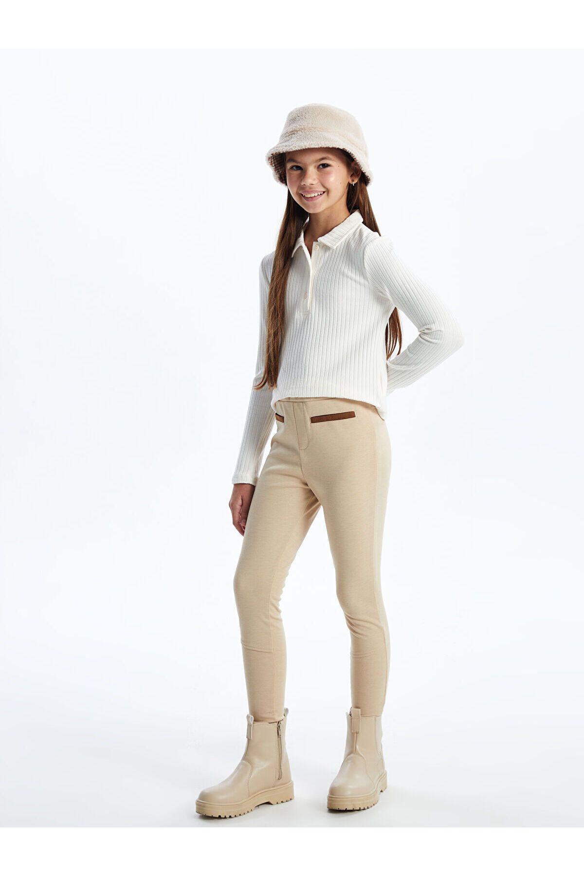 complete the look image
