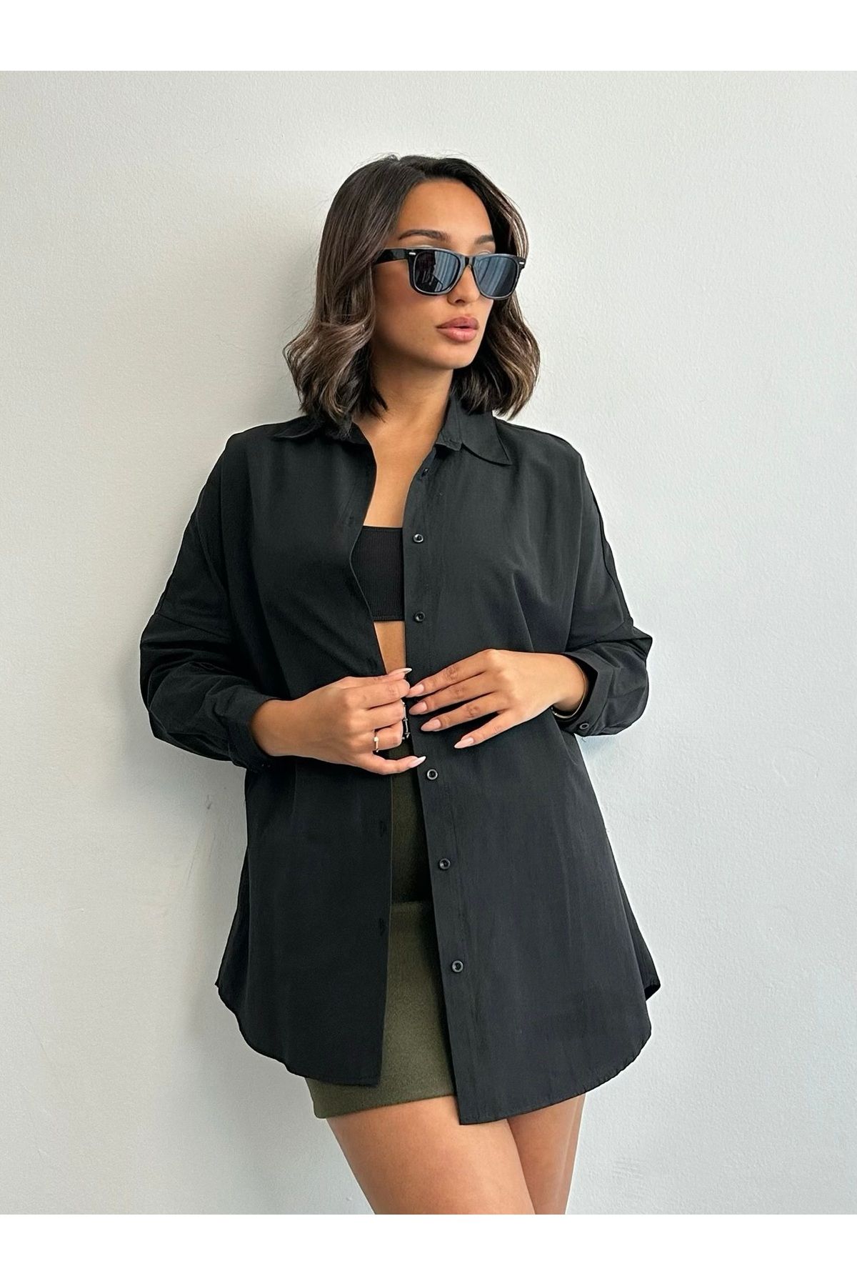 BEJNA-Schwarzes, übergroßes, langes Basic-Shirt für Damen 2