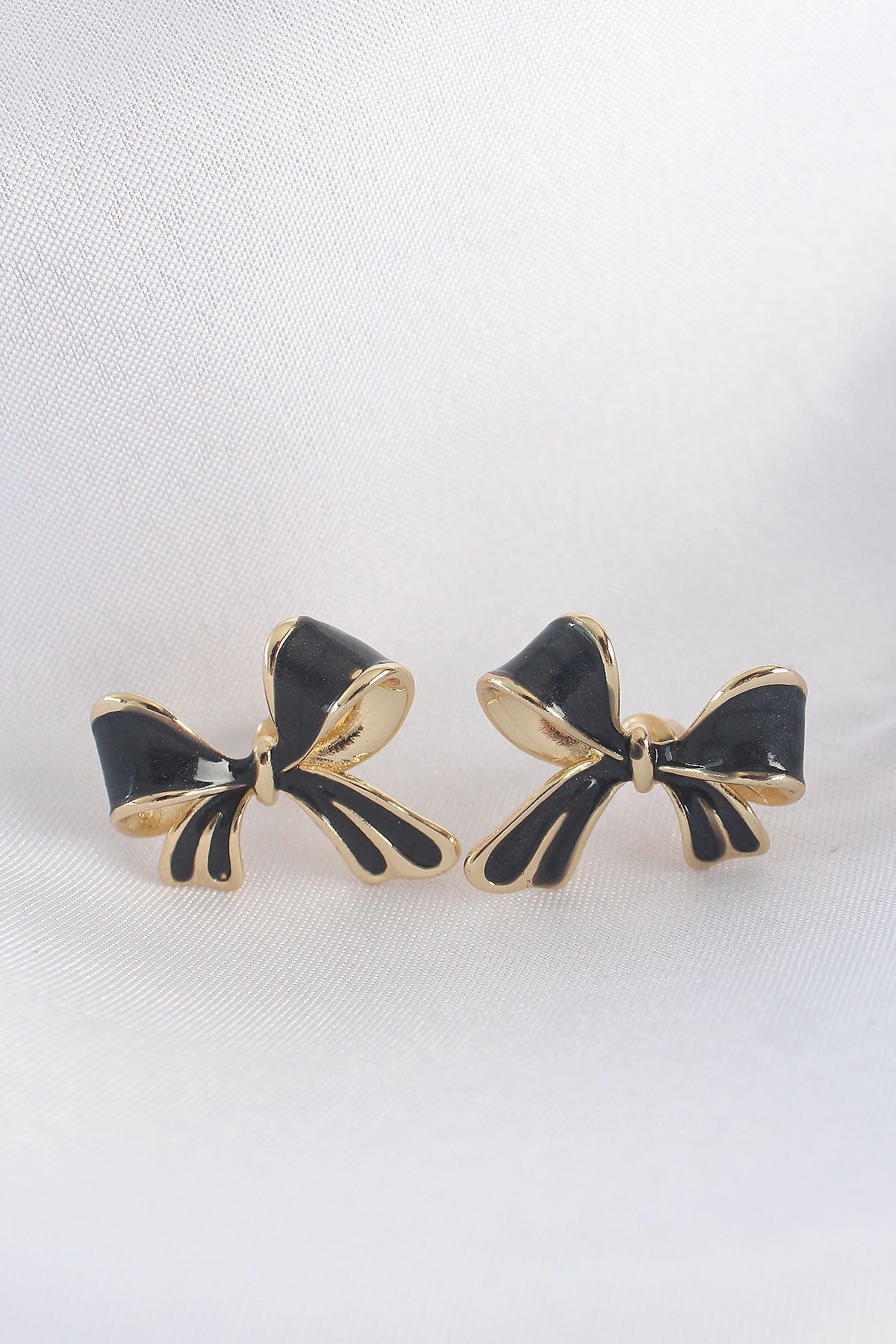 feifei-Brass Black Color Bow Earrings - Tj-Bkp8939 1