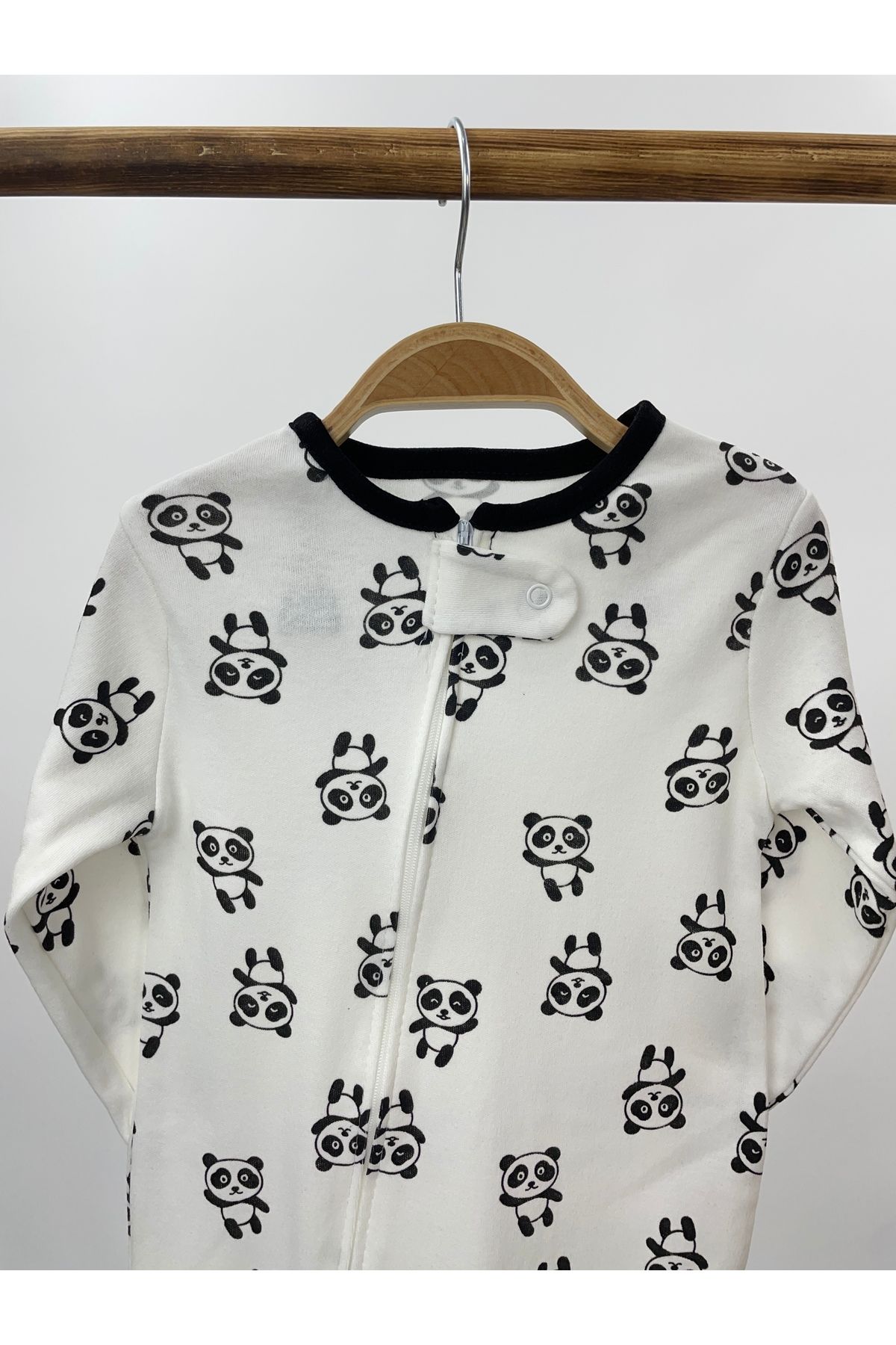 Beybia-Zippered Panda Patterned Baby Romper 2