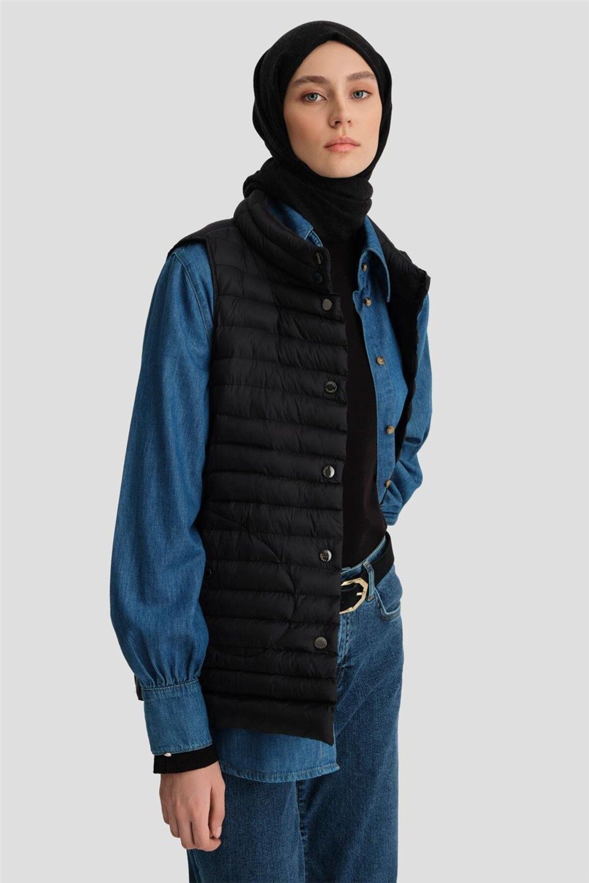 Armine-Black Thin Quilted Vest - 24Kd7526 Model 1